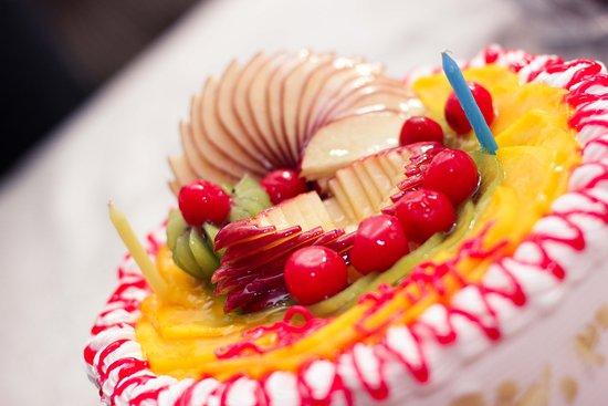 Kwality Cakes and Bakes